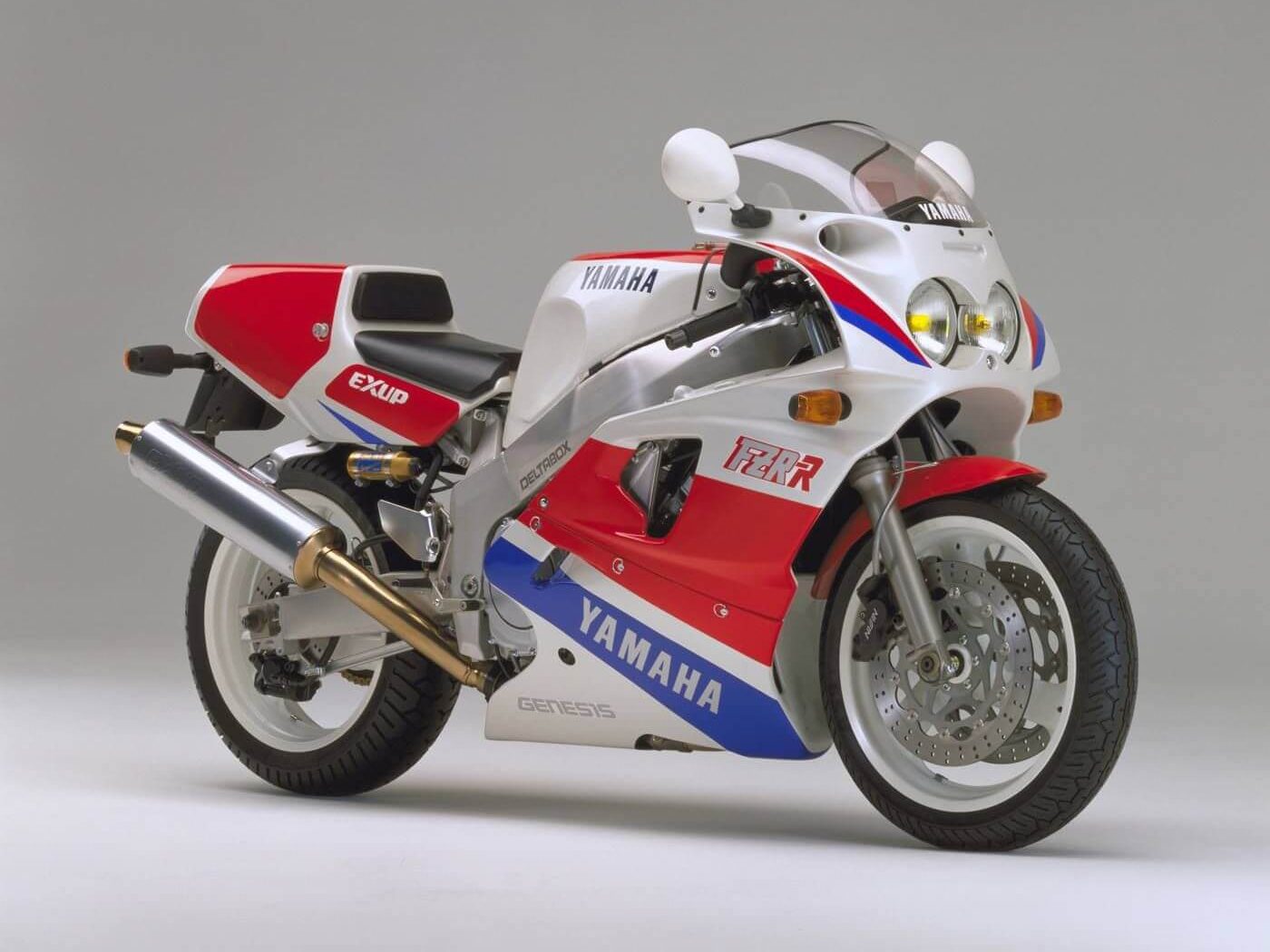 Yamaha FZR-750R 0W01